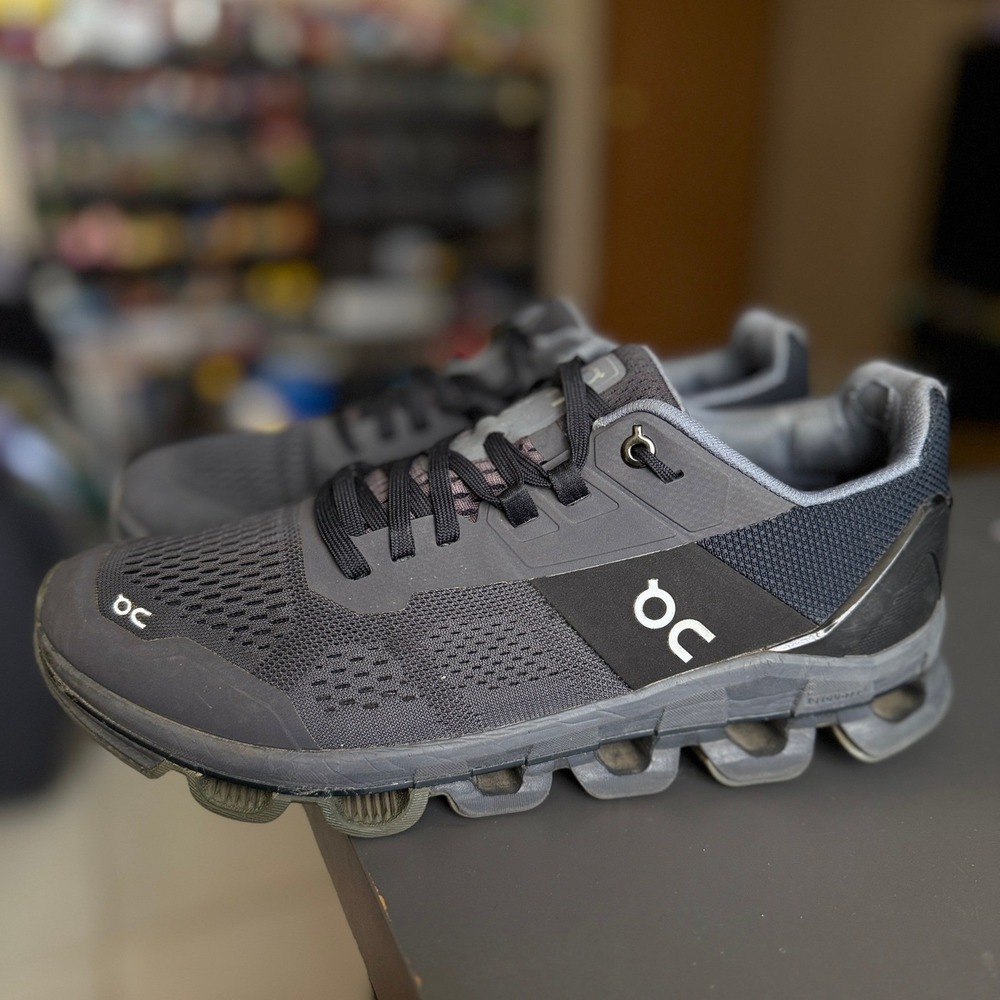 On Cloud Cloudace 2 Women 9.5 Black Grey Running Shoes 50.99557 Sneaker